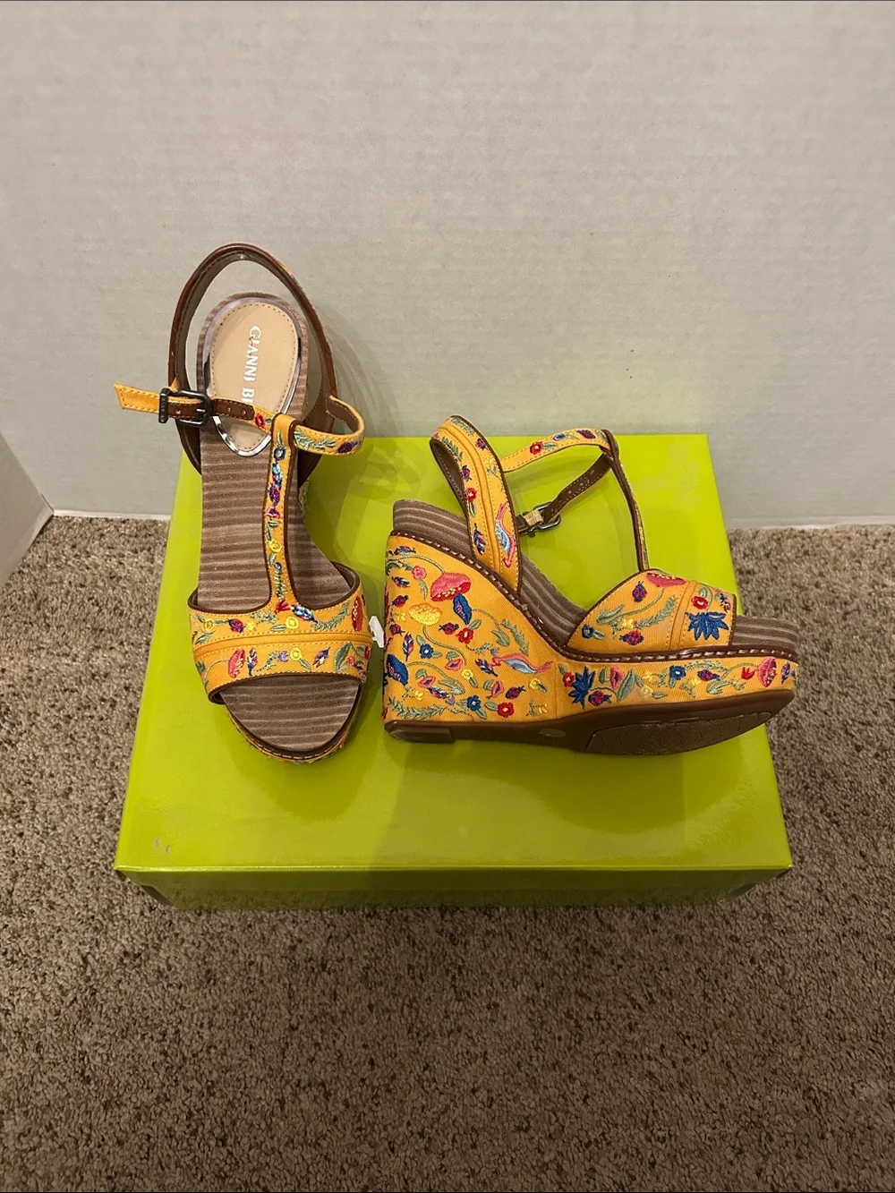 Gianni Bini Yellow Floral T-Strap Wedge Sandals with Brown Trim